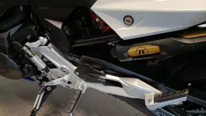 Bmw F 900 R (2021 - 24)  (14)