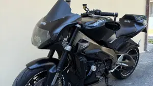 Aprilia Tuono 1000 R (2004 - 05)  (11)