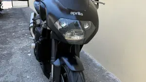 Aprilia Tuono 1000 R (2004 - 05)  (18)