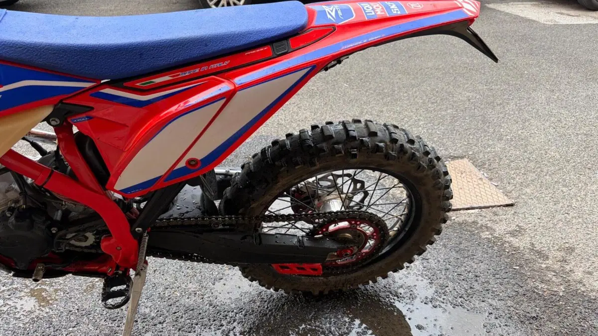 Betamotor RR 200 2T Enduro (2022)  (4)
