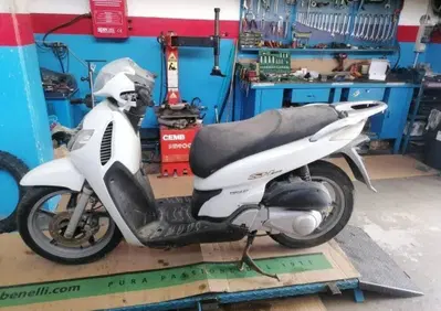 Ricambi Usati Originali Honda SH 125i 150i 2005 20 - Annuncio 10079920
