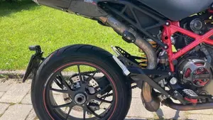 Ducati Hypermotard 1100 EVO SP (2010 - 12)  (2)