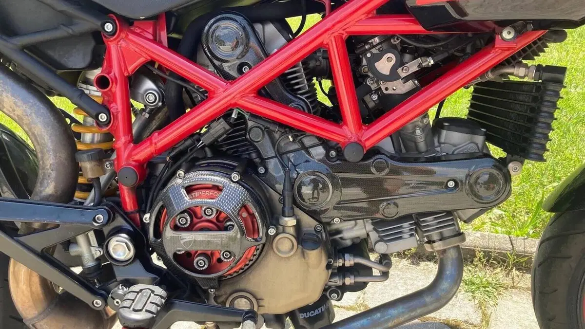 Ducati Hypermotard 1100 EVO SP (2010 - 12)  (3)