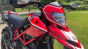 Ducati Hypermotard 1100 EVO SP (2010 - 12)  (7)