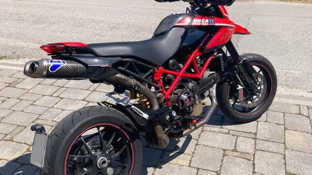 Ducati Hypermotard 1100 EVO SP (2010 - 12)  (16)