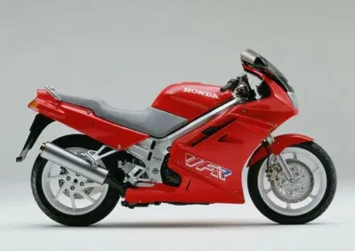 Ricambi Usati Originali Honda VFR 750 F RC36 I 199 - Annuncio 10079928