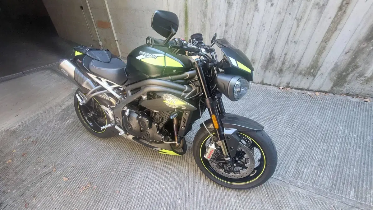Triumph Speed Triple 1050 RS (2018 - 20) 