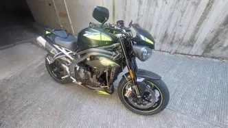 Triumph Speed Triple 1050 RS (2018 - 20) usata