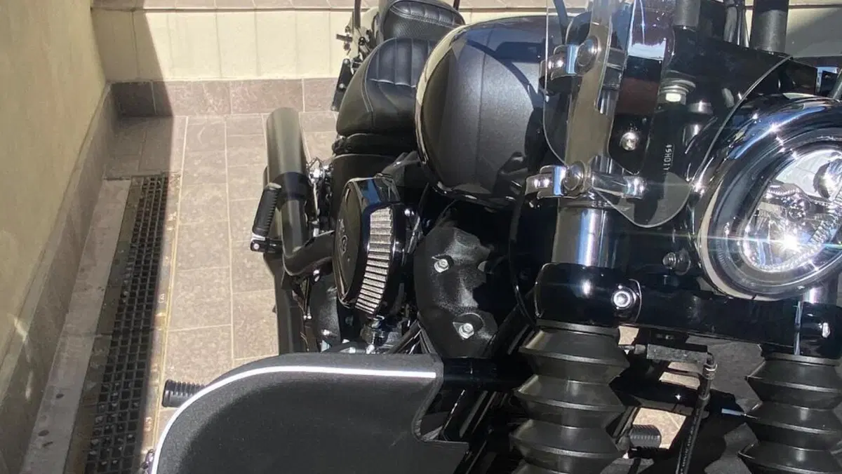 Harley-Davidson 107 Street Bob (2018 - 20) - FXBB  (4)