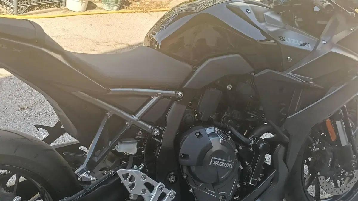 Suzuki GSX-8R EVO (2025 - 26)  (4)