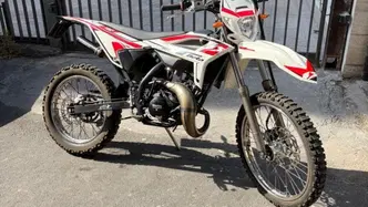 Betamotor RR 50 Enduro (2021 - 26) usata