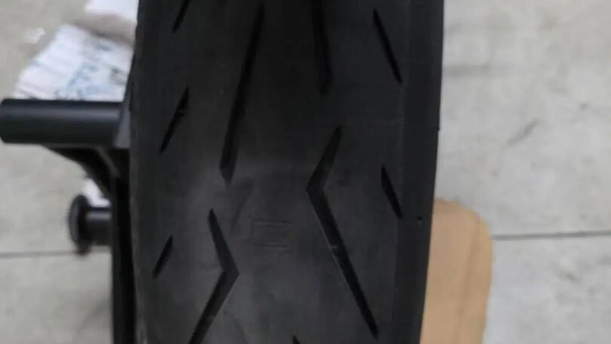 KTM 1290 Super Duke R (2022 - 23)  (12)