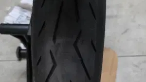 KTM 1290 Super Duke R (2022 - 23)  (12)