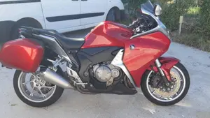 Honda VFR 1200 F ABS (2009 - 16)  (2)