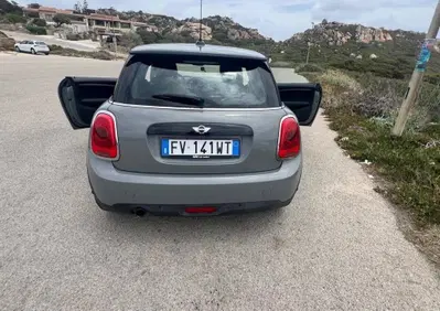 MINI Mini 1.5 Cooper (5)
