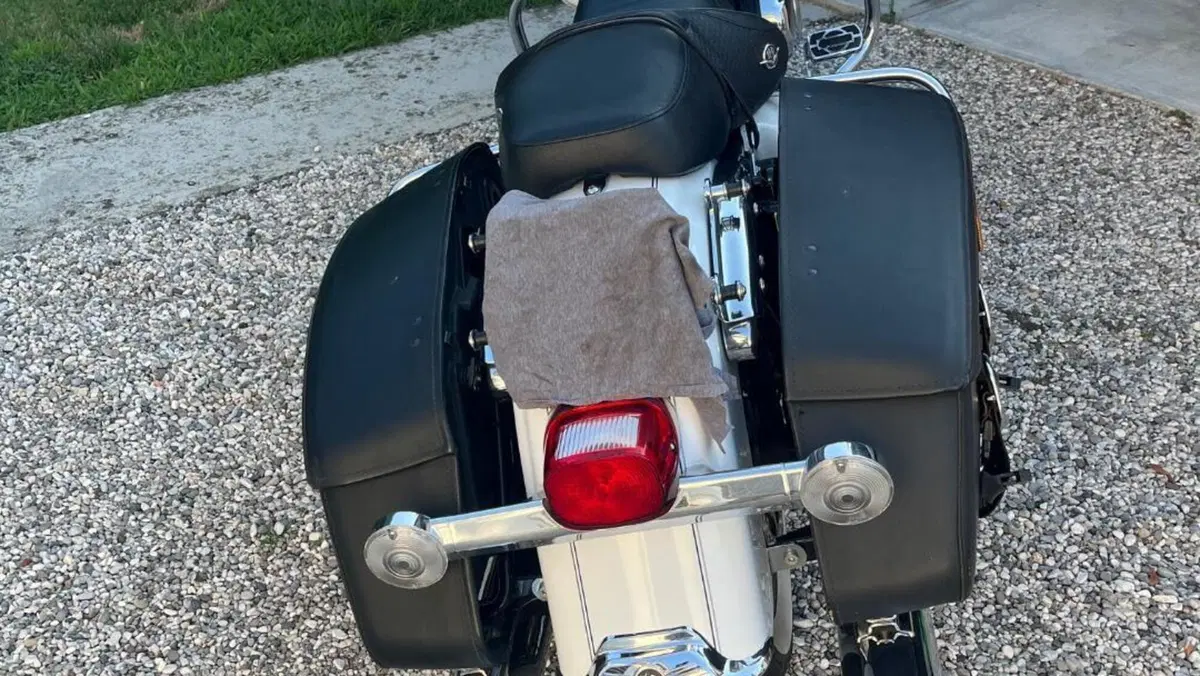 Harley-Davidson 103 Road King Classic (2014 - 16) - FLHRC  (4)