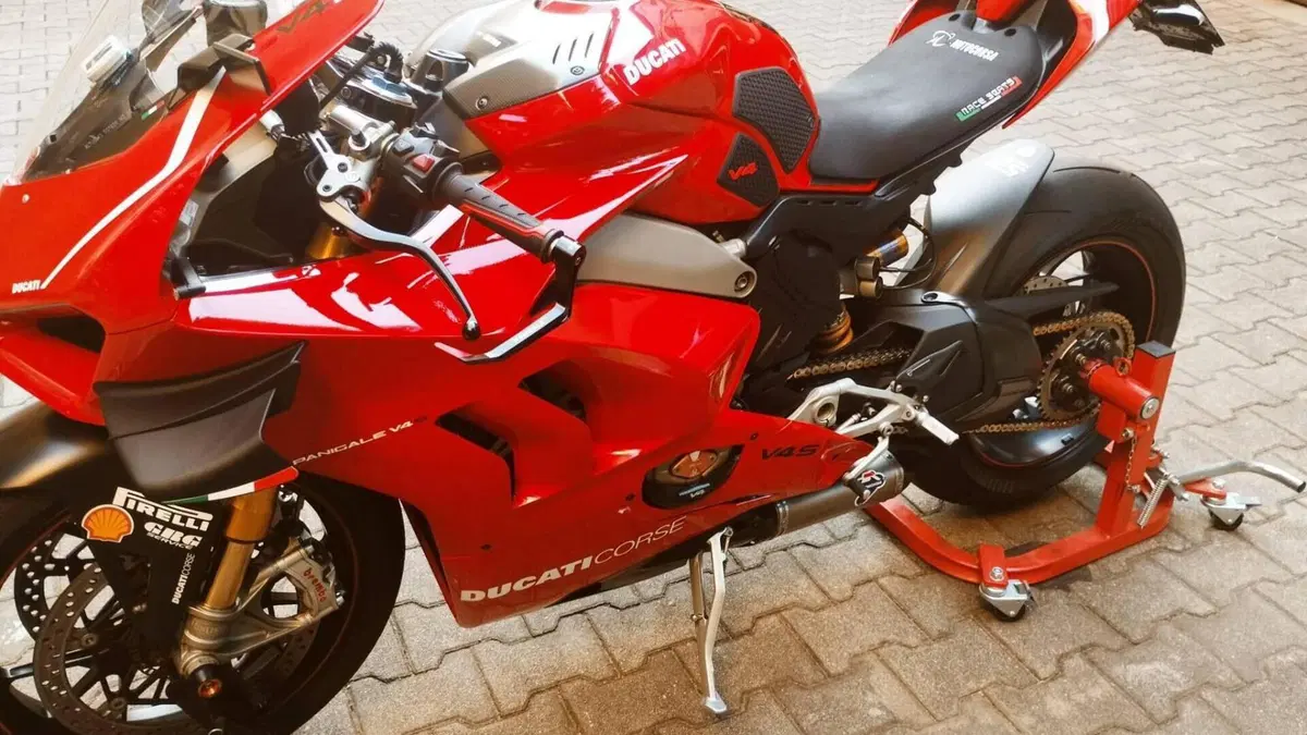 Ducati Panigale V4 1100 (2018 - 19)  (4)