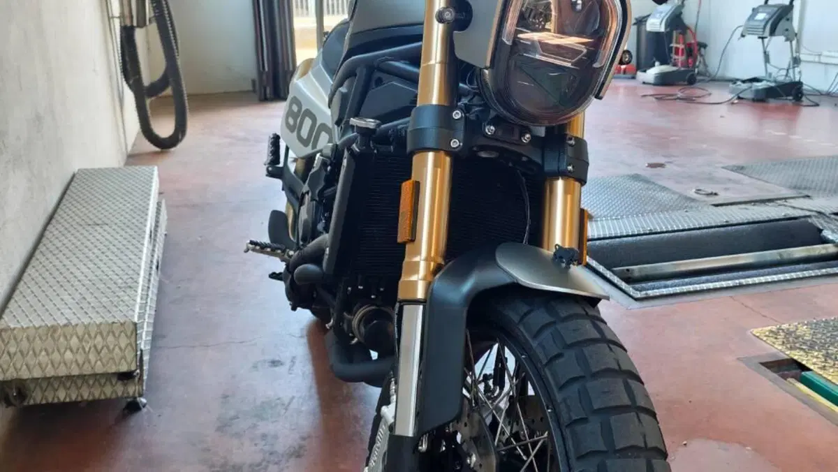 Benelli Leoncino 800 Trail (2022 - 26)  (2)