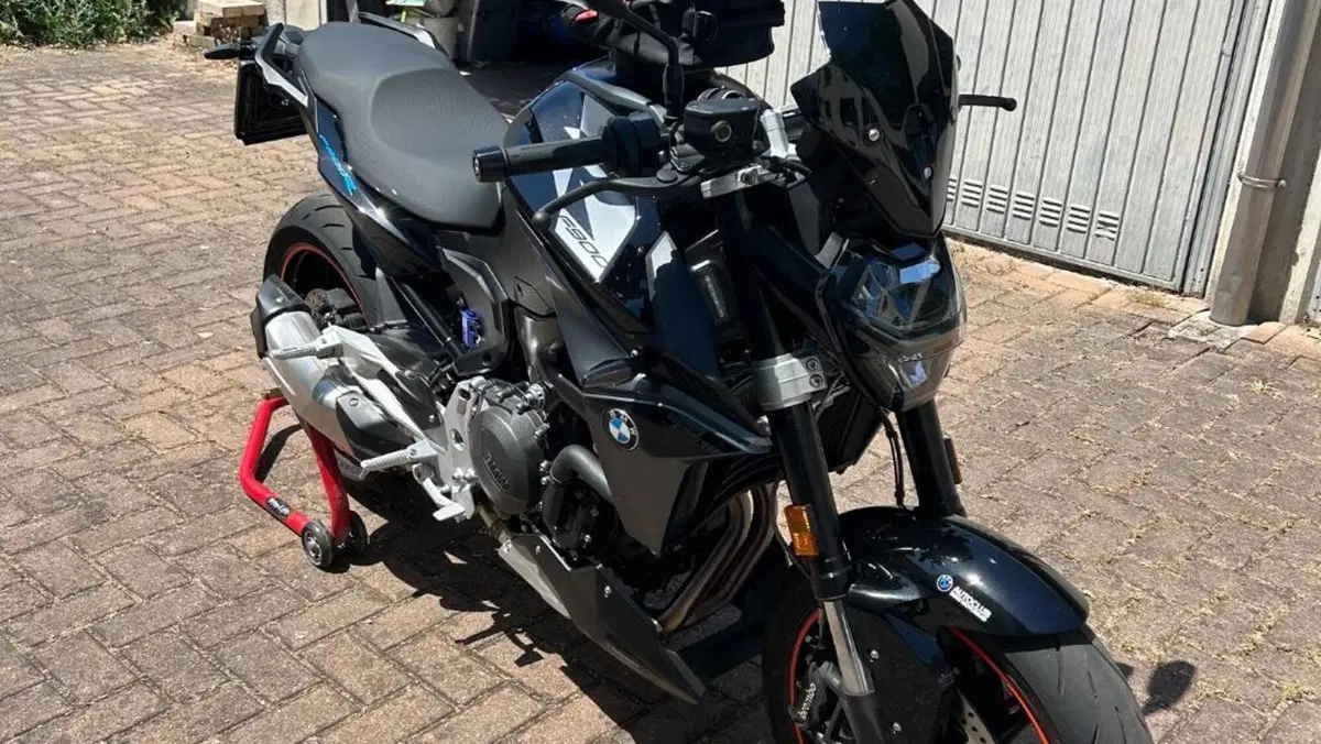 Bmw F 900 R (2025 - 27)  (4)