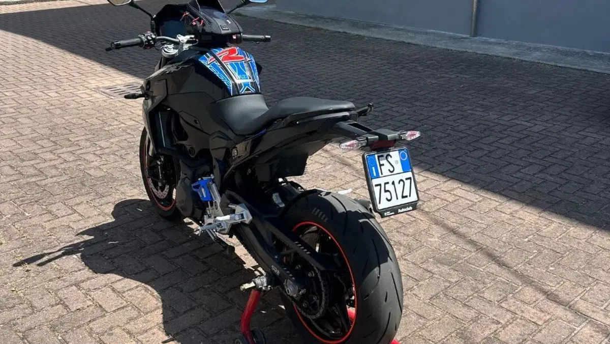 Bmw F 900 R (2025 - 27)  (8)