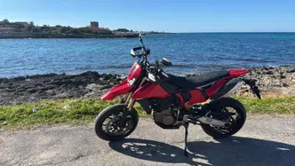 Ducati Hypermotard 698 Mono (2024 - 26) usata