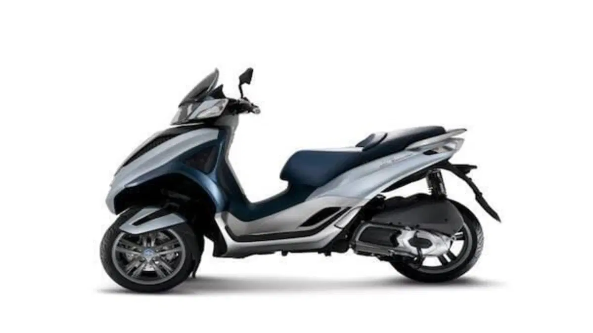 Piaggio Mp3 300 ie Business LT ABS (2014 - 16)  (2)