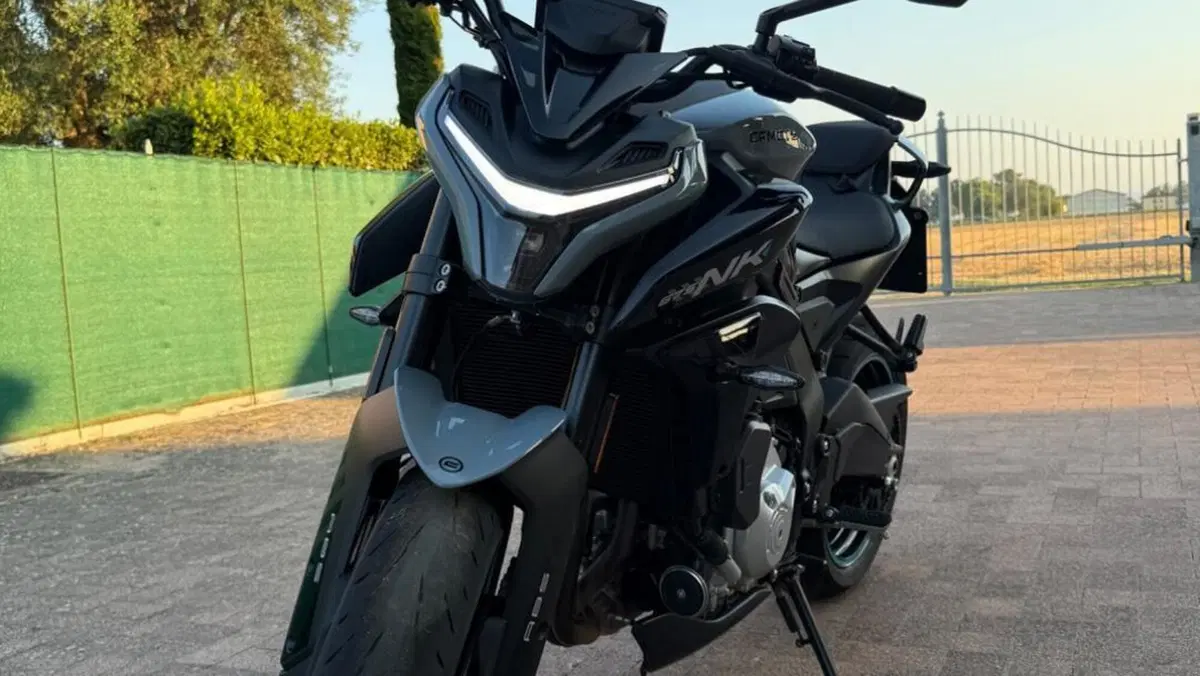 CFMOTO 675NK (2025 - 26)  (3)