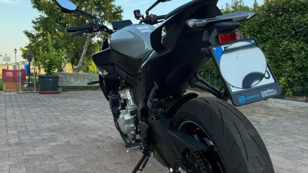 CFMOTO 675NK (2025 - 26)  (7)