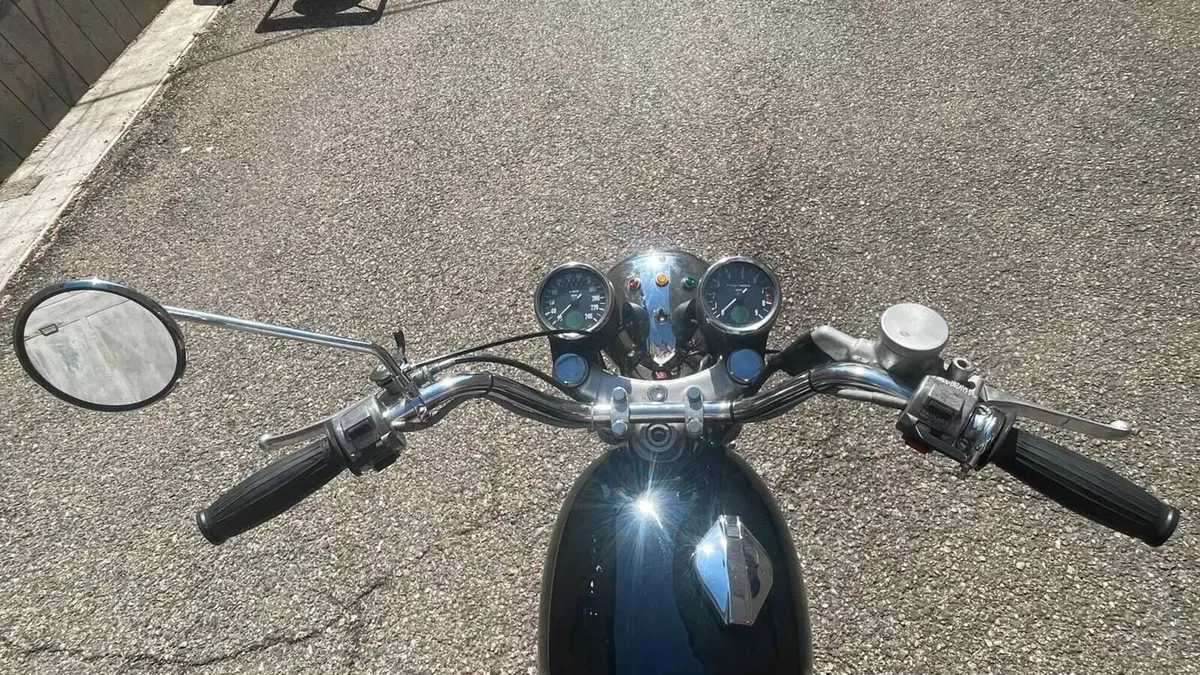 Norton   (8)