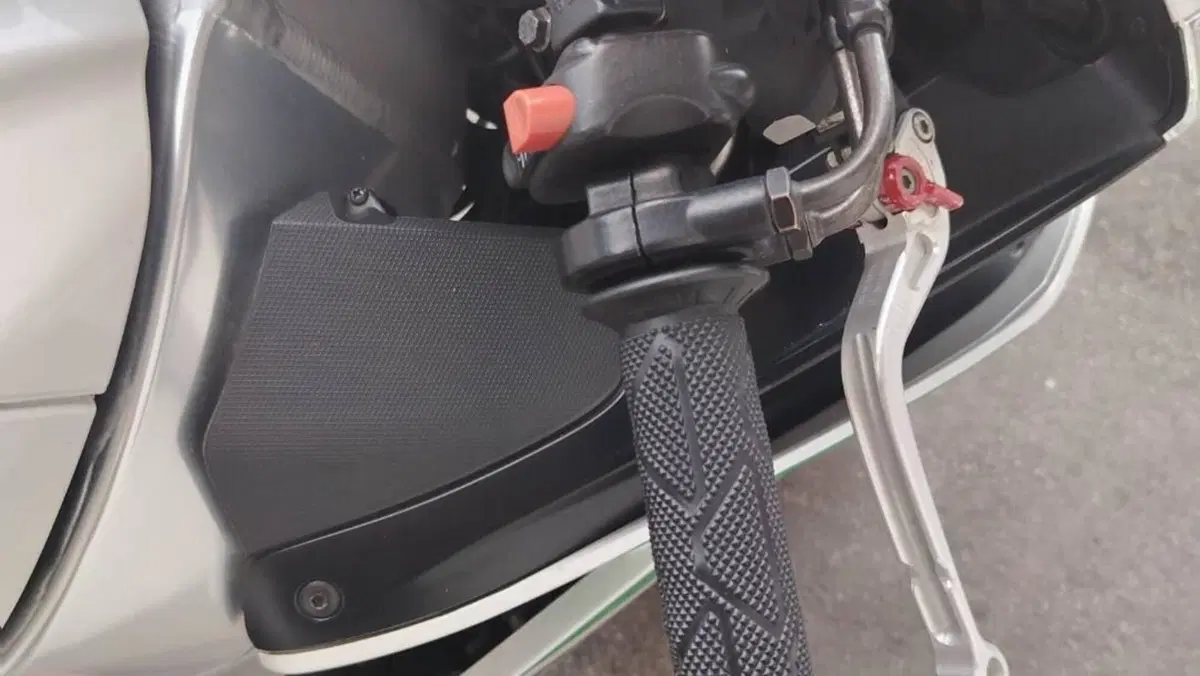 Aprilia RSV4 R (2009 - 12)  (15)