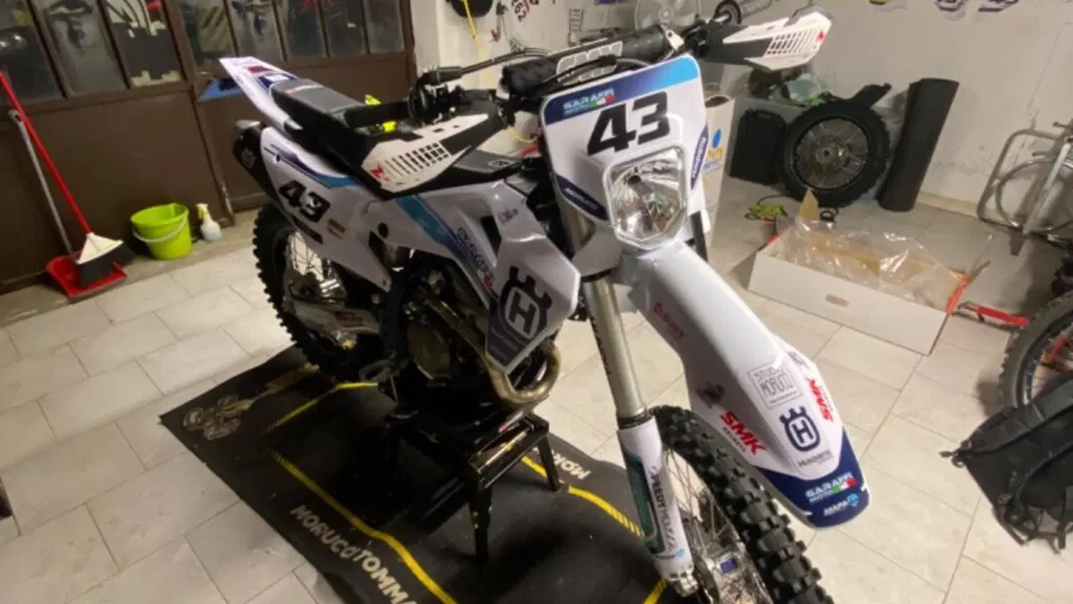 Husqvarna FE 350 (2026)  (3)