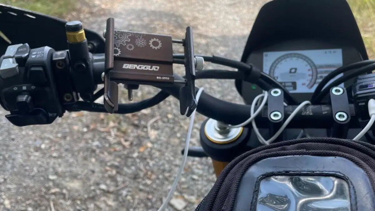 Moto Morini SEIEMMEZZO SCR (2022 - 26)  (9)