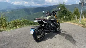 Moto Morini SEIEMMEZZO SCR (2022 - 26)  (11)