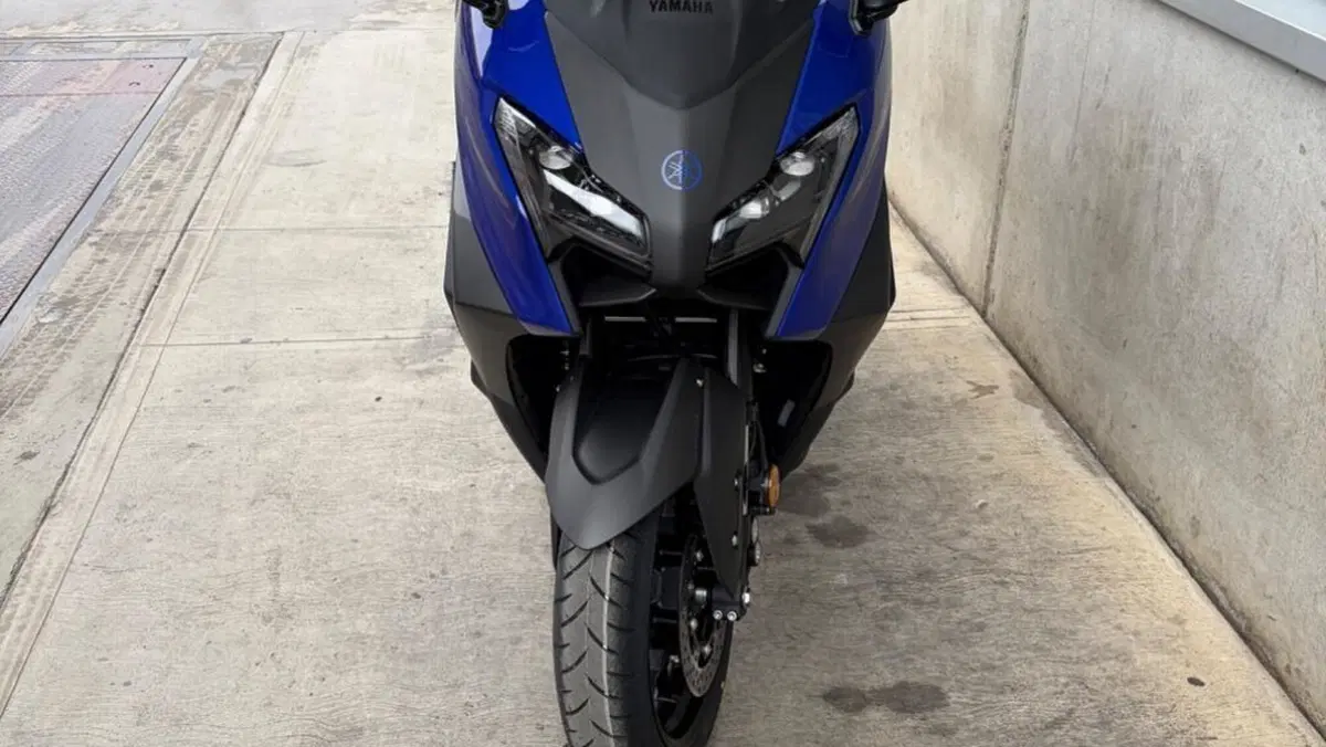 Yamaha T-Max 560 (2025 - 26)  (2)