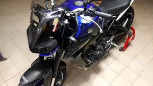 Yamaha MT-09 (2017 - 20)  (2)