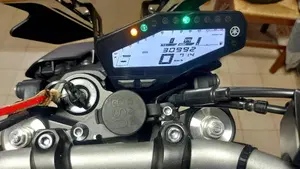 Yamaha MT-09 (2017 - 20)  (5)