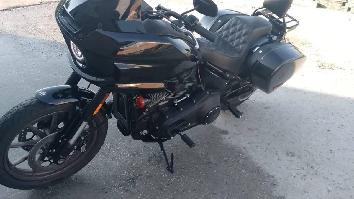 Harley-Davidson Low Rider ST (2022 - 24)  (2)