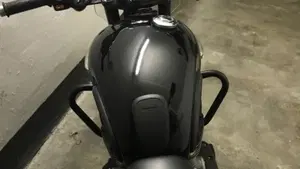 Triumph Bonneville T120 Black (2017 - 20)  (4)