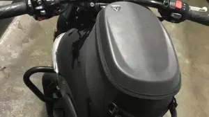 Triumph Bonneville T120 Black (2017 - 20)  (5)