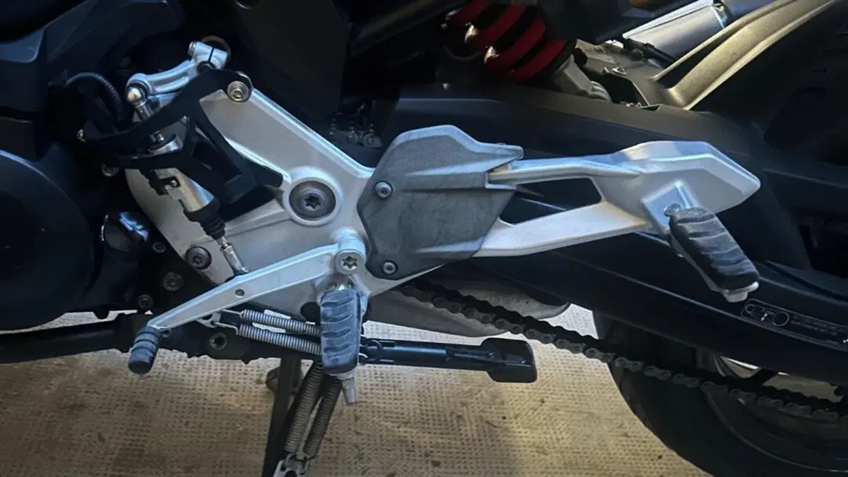 Bmw F 900 XR (2020 - 24)  (2)