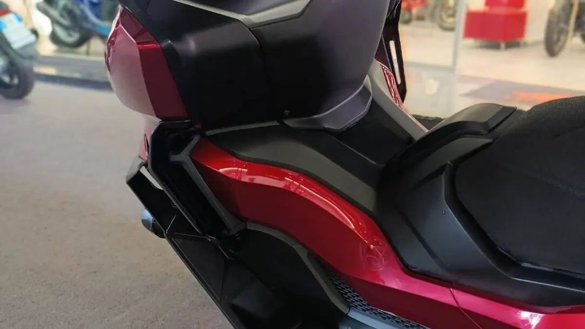 Honda Forza 750 DCT Urban (2021 - 24)  (6)