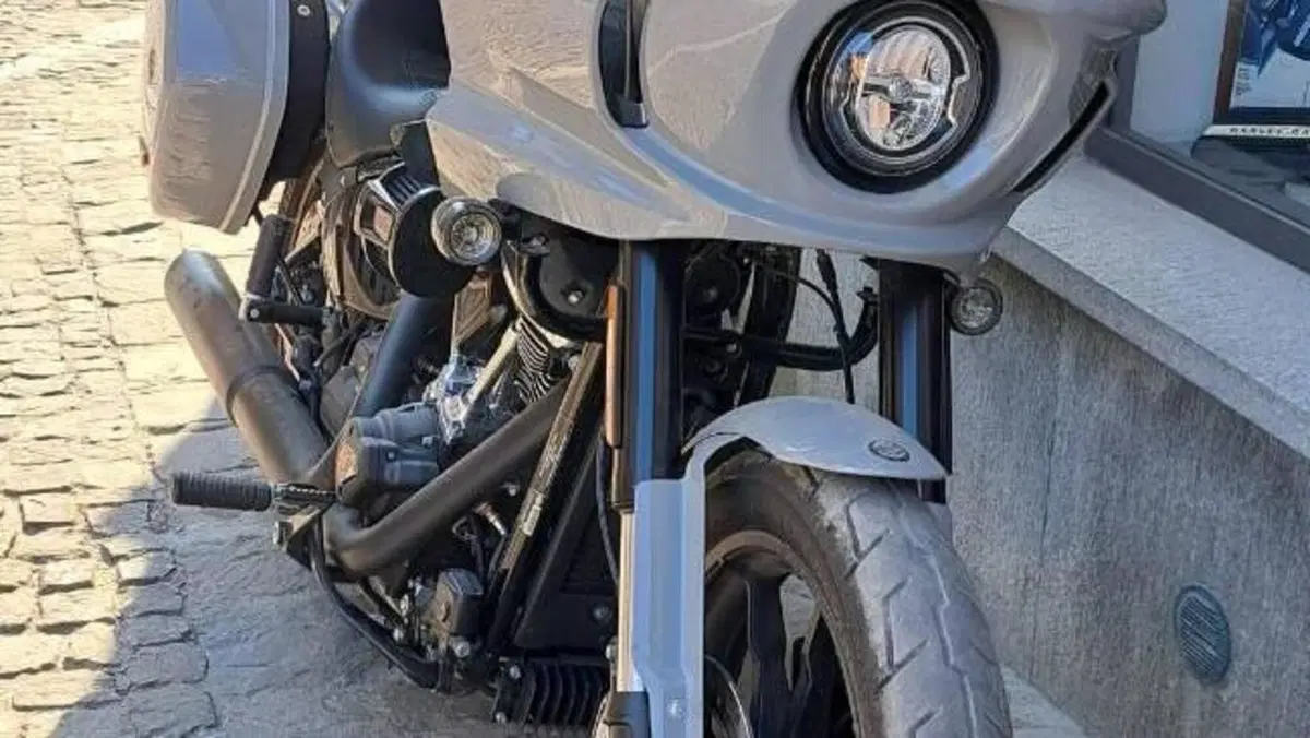 Harley-Davidson Low Rider ST (2025 - 26)  (2)
