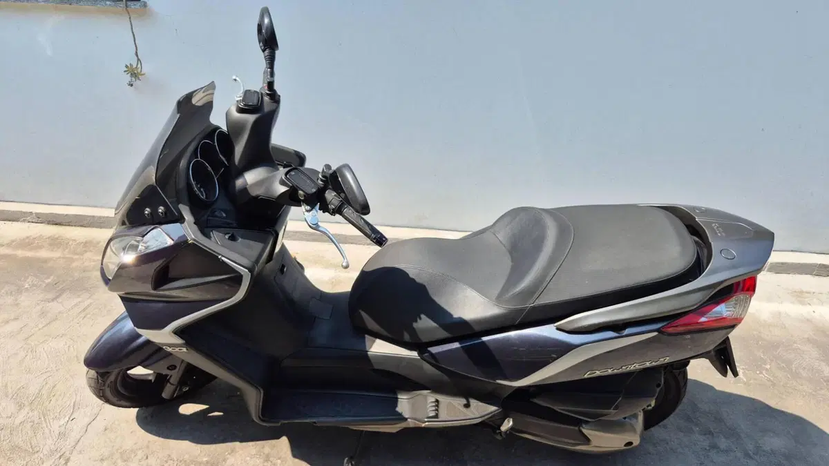 Kymco Downtown 300i ABS (2009 - 17) 