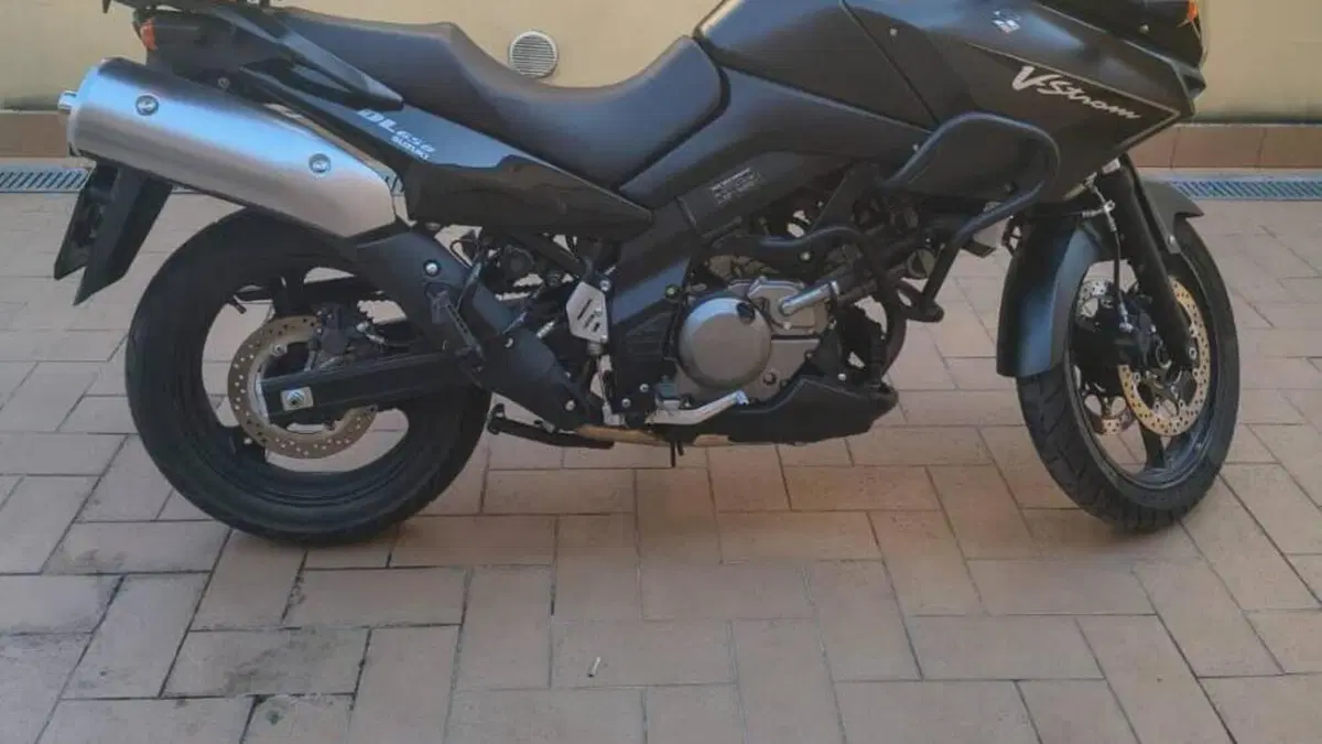 Suzuki V-Strom 650 (2008 - 11)  (2)