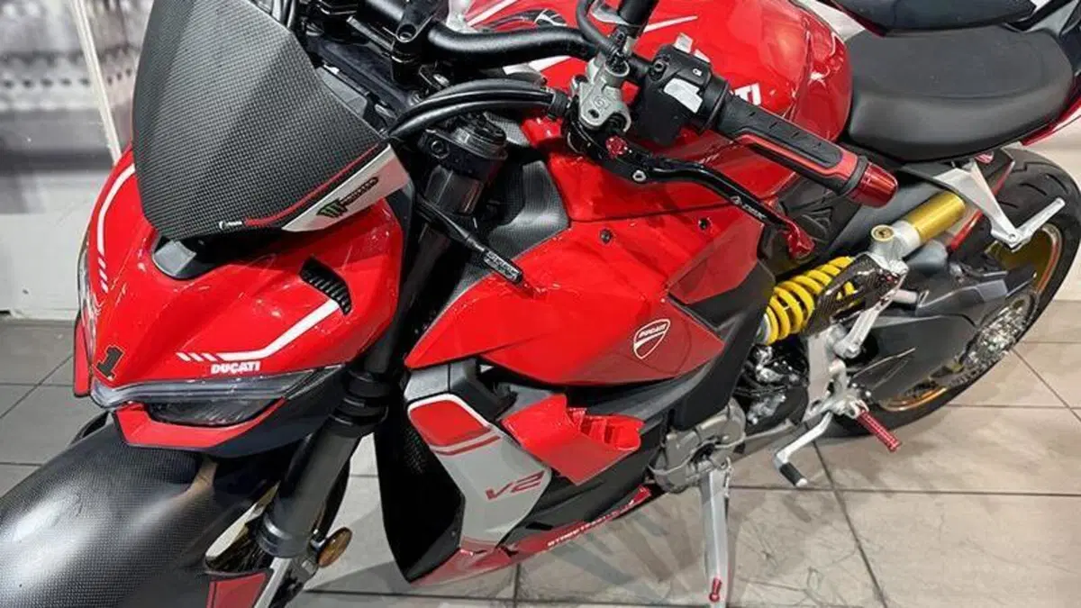 Ducati Streetfighter V2 (2022 - 24)  (5)