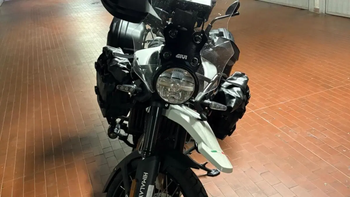 Royal Enfield Himalayan 450 Tubeless (2024 - 26)  (4)