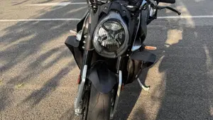MV Agusta Brutale 1000 RS (2022 - 26)  (4)
