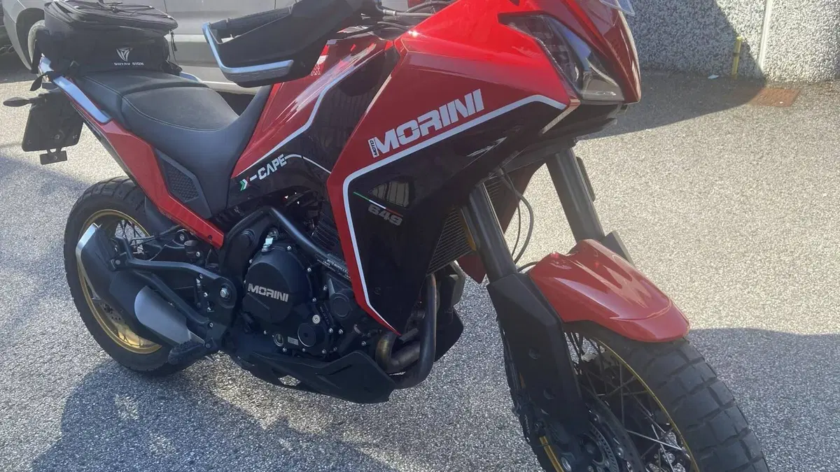 Moto Morini X-Cape 650 Gold Wheels Edition (2022 - 26)  (3)