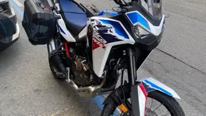 Honda Africa Twin CRF 1100L ES (2024 - 26) 