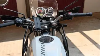 Royal Enfield Himalayan 411 (2017 - 20) usata